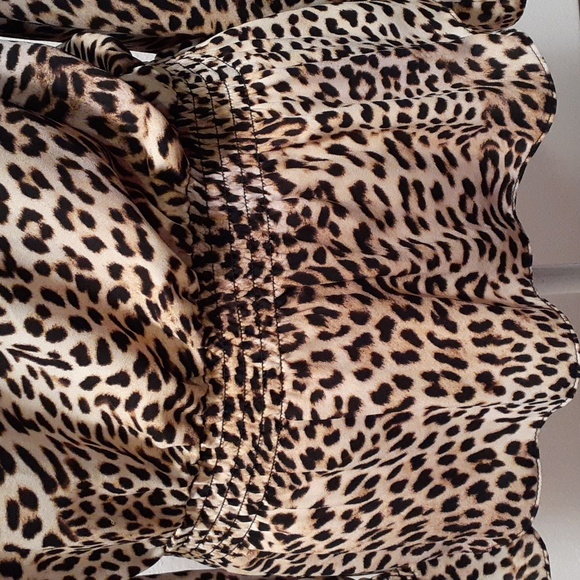 Libby Edelman Leopard Animal Print Flowy Blouse -Size Small - Picture 2 of 9